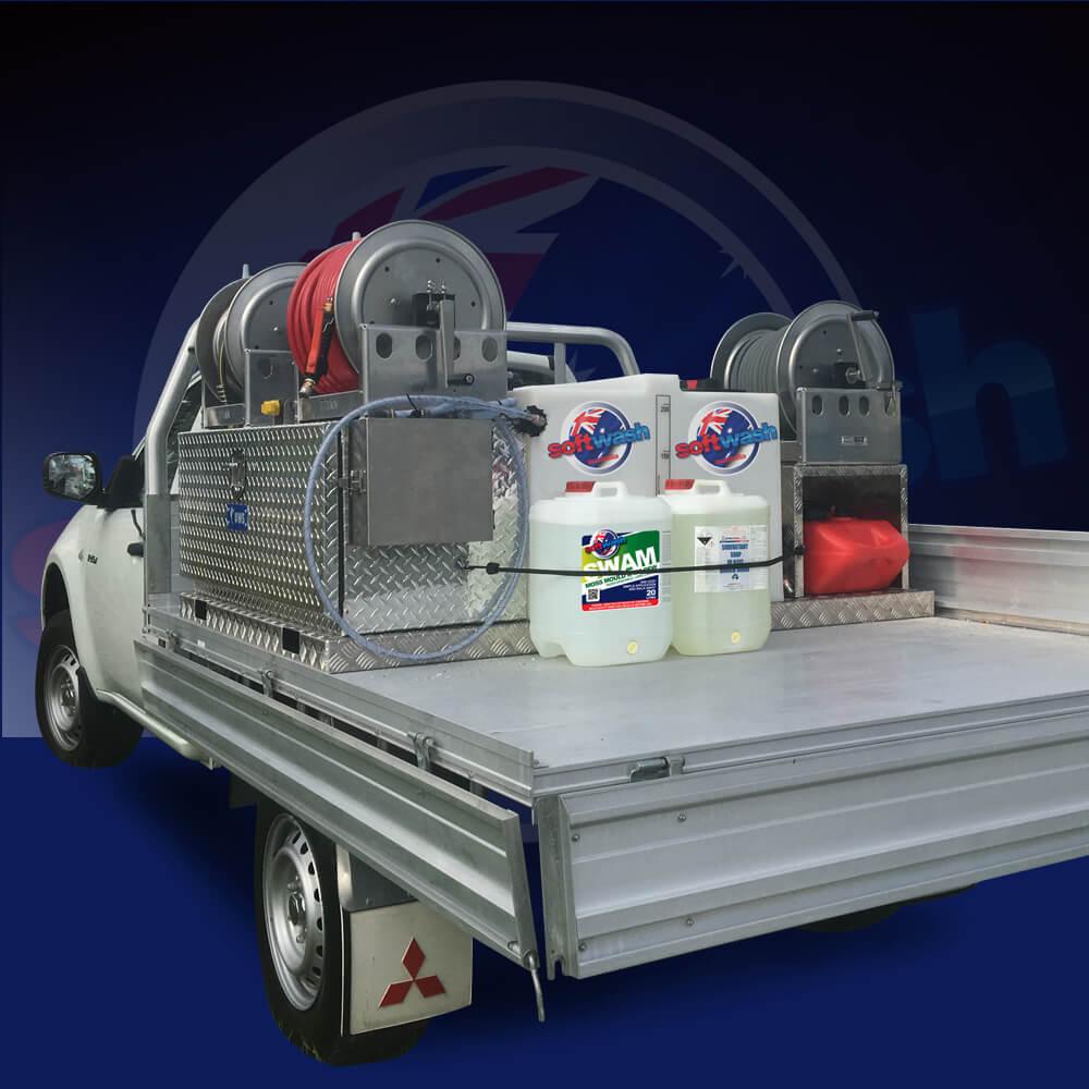 What Is the Best Softwash Setup for a New Business?