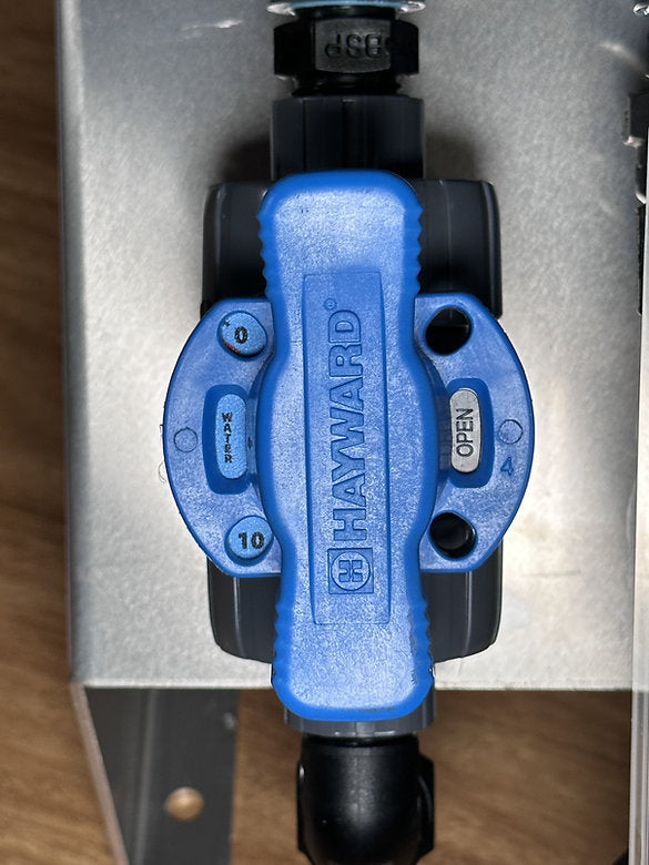 Acrylic Manifold With Flat Plate Mounting Hayward Valves - 1/2 and 3/4 Inch Available