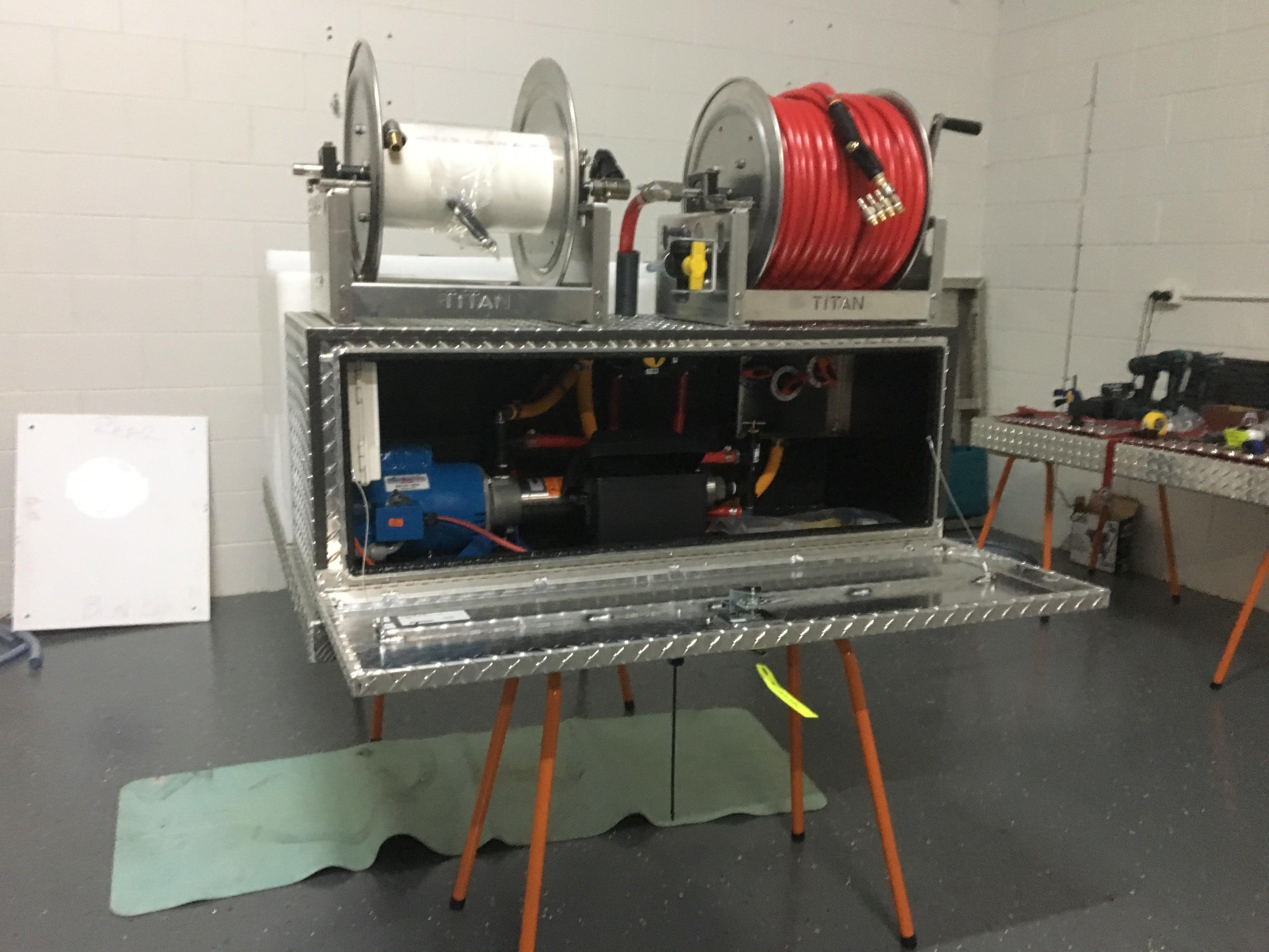 Titan 12 Inch T4312S Stainless/Aluminium Hose reels