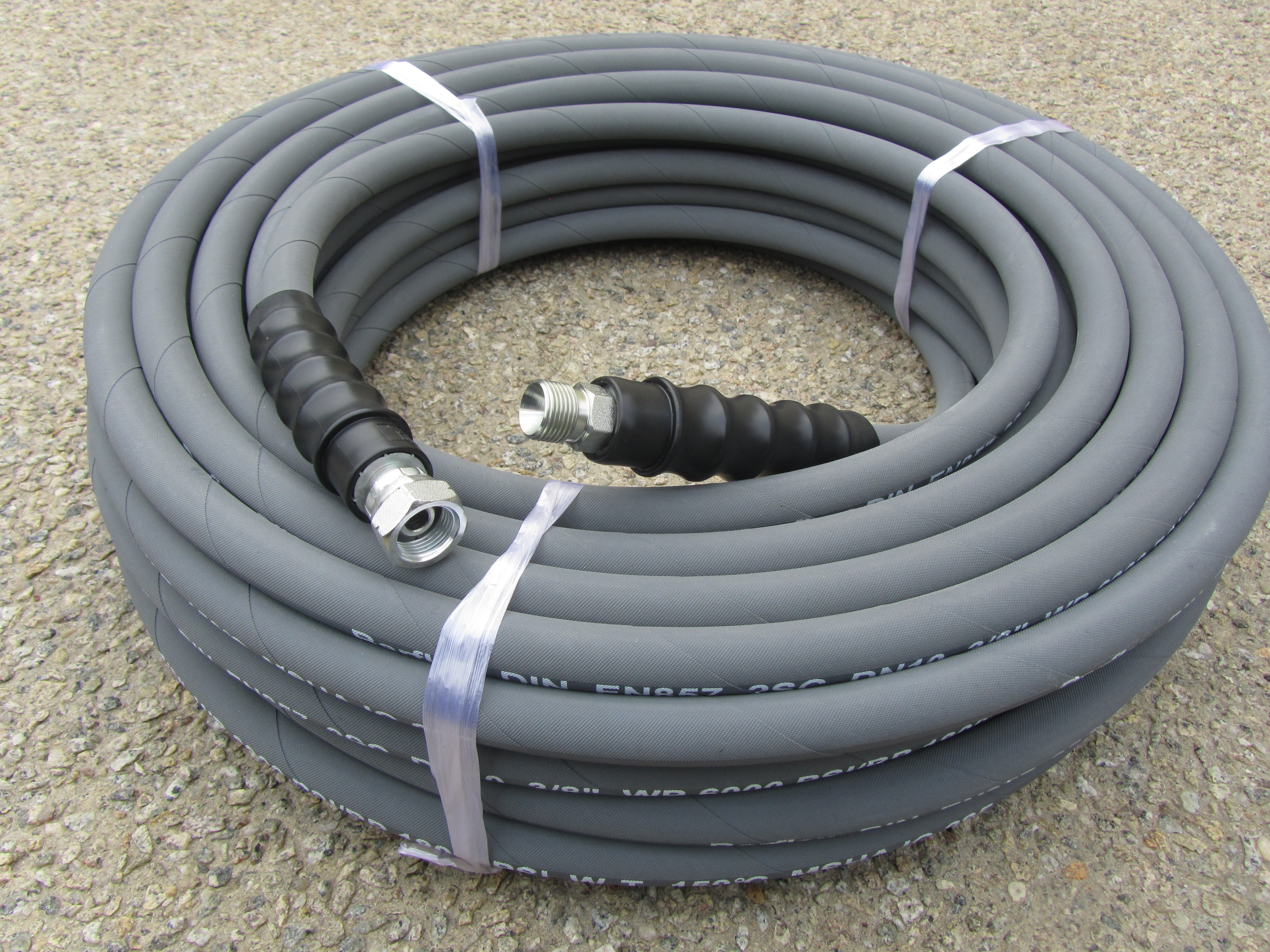 3/8 Two Wire Hp Hose Non marking with M/F Ends - 60 Meters
