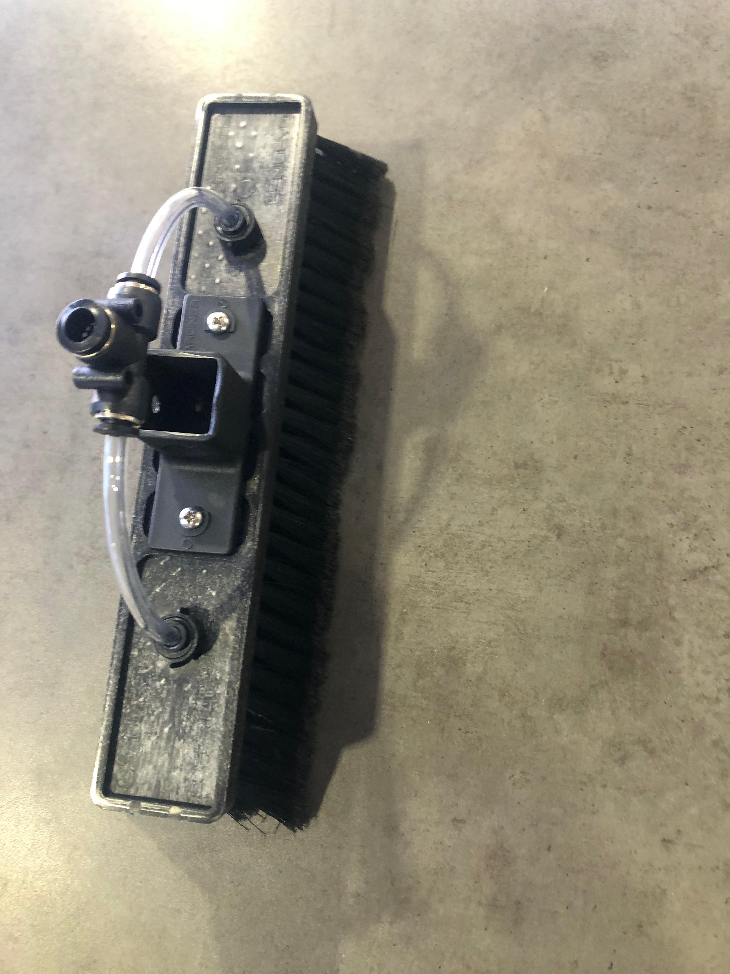 Gardiner Super-Lite Brush Dual-Trim Medium Mixed 10" (25cm)